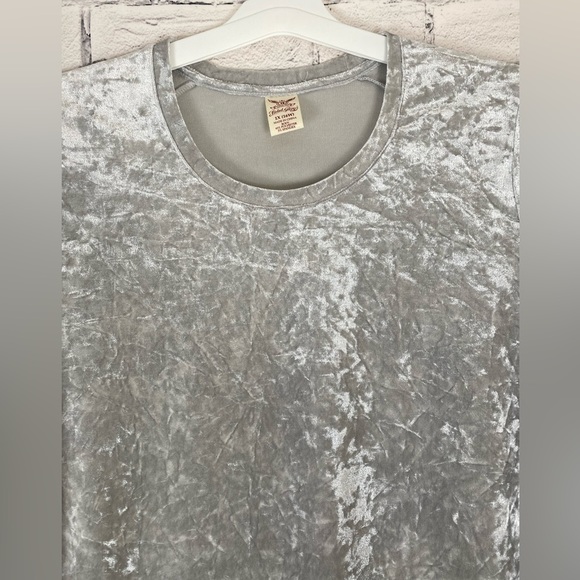 Faded Glory Silver Velvet Short Sleeved Top size 1X - Picture 2 of 7